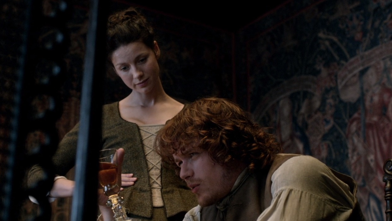Illustration for article titled Outlander: Claire Meets the In-Laws